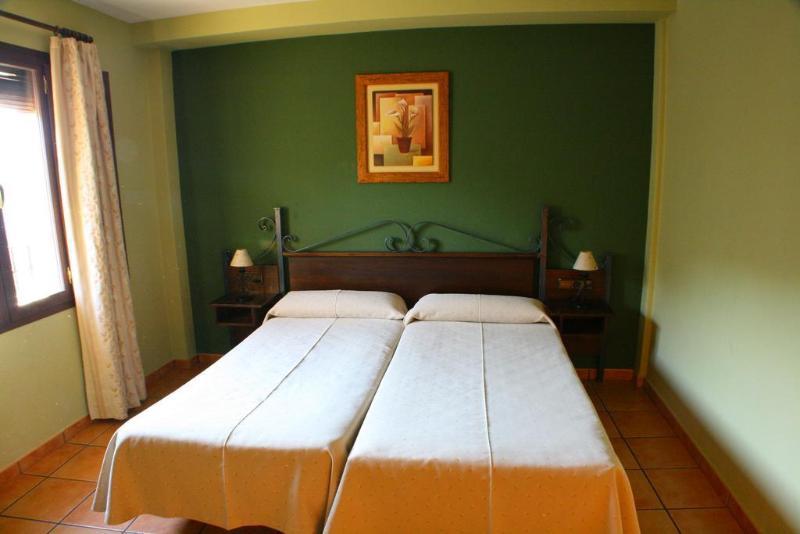 Rural Huerta Del Laurel 2*